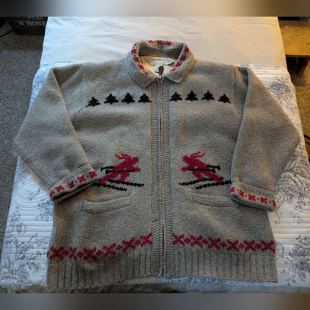 Eddie Bauer Legends lined zip up sweater with skiers xl